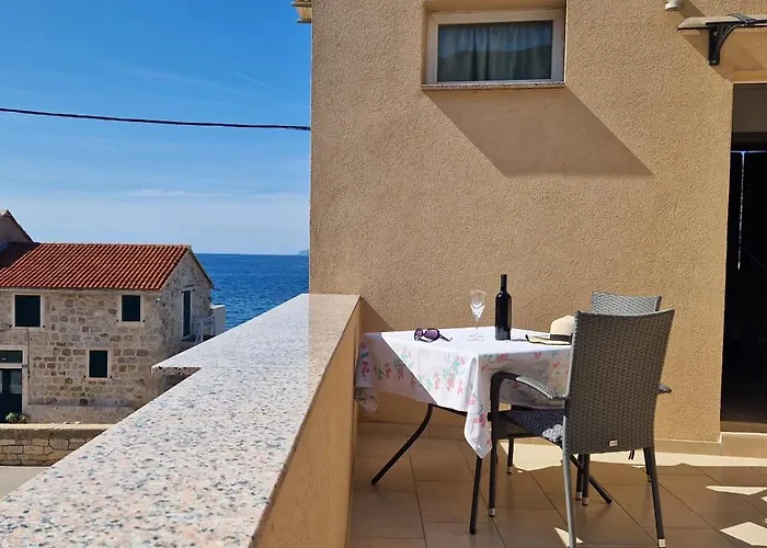 Seaview Bambo * Komiža