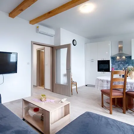 Apartment Seaview Bambo